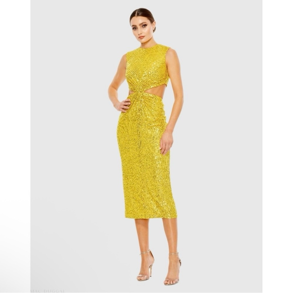 🥭SALE $400 NWT STUNNER SEQUIN CUT OUT MIDI DRESS